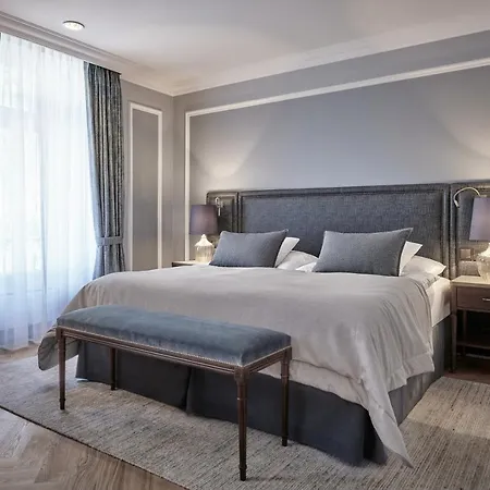 Victoria Jungfrau Grand & Otel