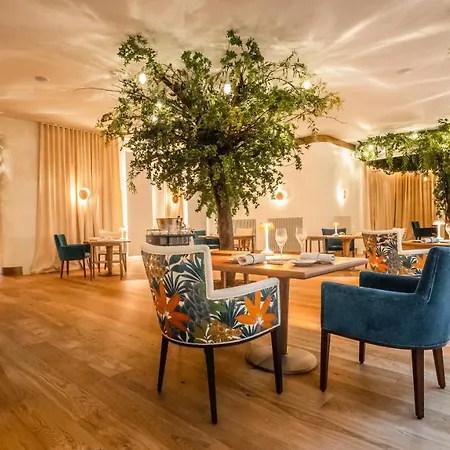 Отель Victoria Jungfrau Grand & Интерлакен