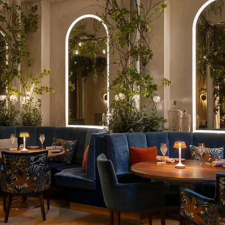 Отель Victoria Jungfrau Grand & 5*