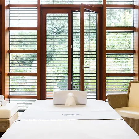 Victoria Jungfrau Grand & Отель Интерлакен