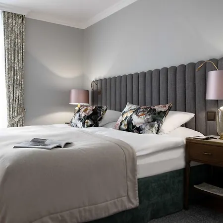 Victoria Jungfrau Grand & Hotel 5*