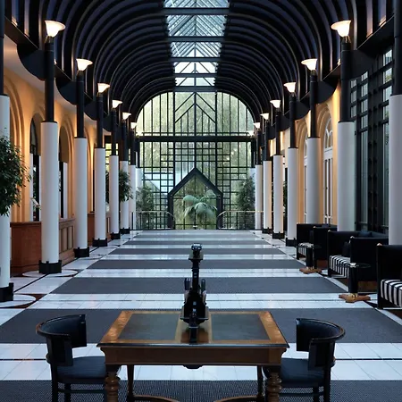 Victoria Jungfrau Grand & Интерлакен