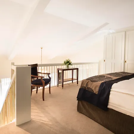 Victoria Jungfrau Grand & Отель 5*