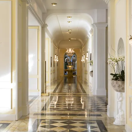 Victoria Jungfrau Grand & Интерлакен