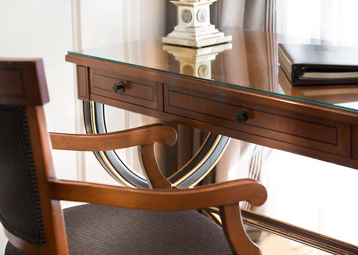 Victoria Jungfrau Grand & Отель 5*