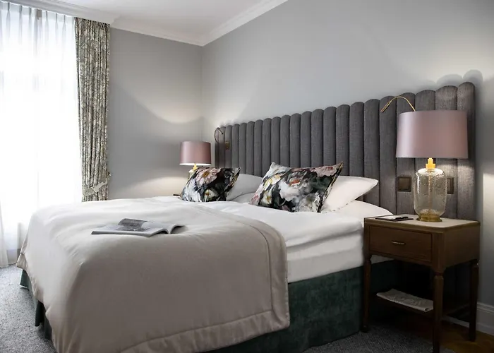 Victoria Jungfrau Grand & Отель 5*